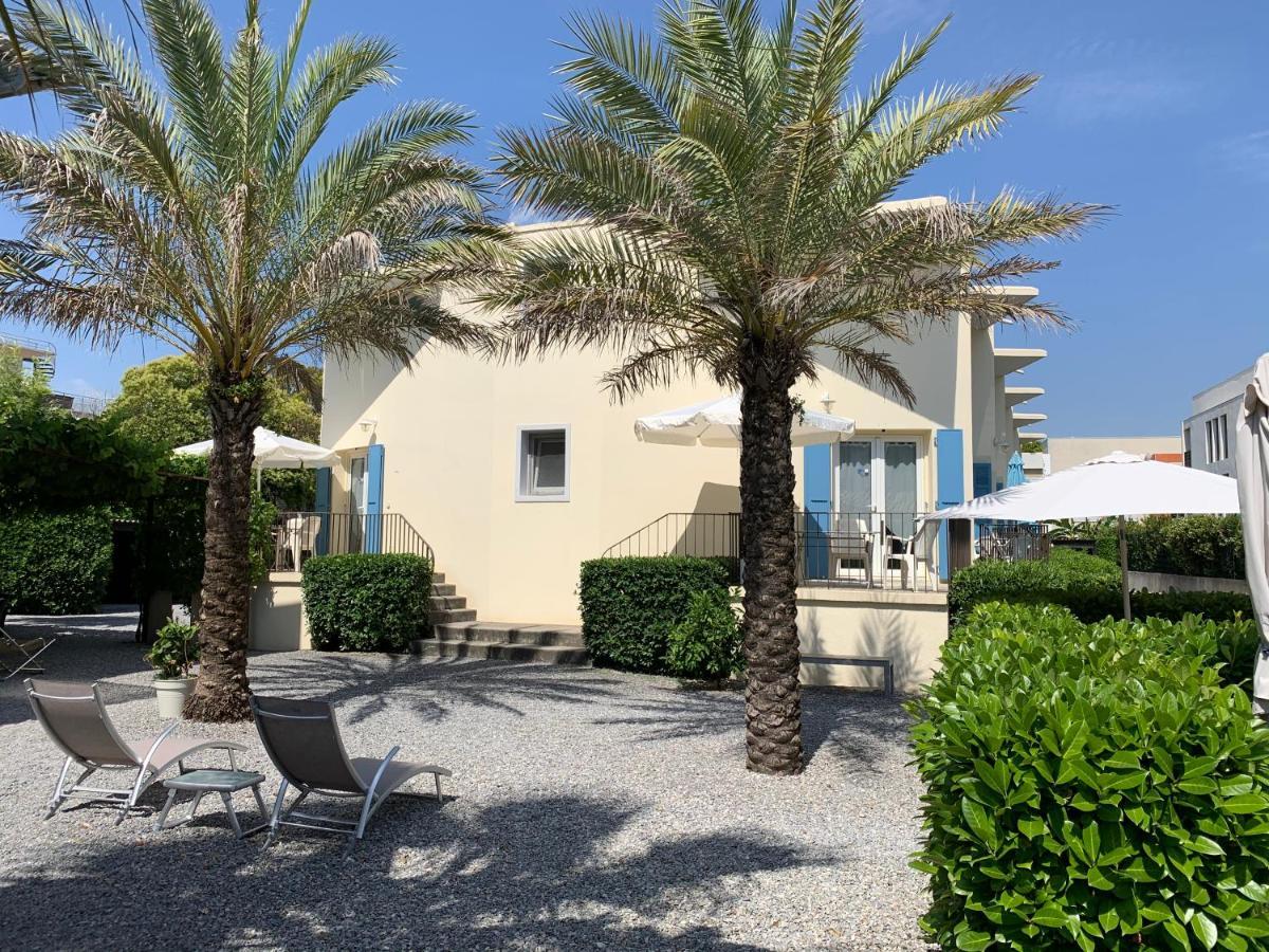 Hotel L'Etape Villeneuve-Loubet Bagian luar foto