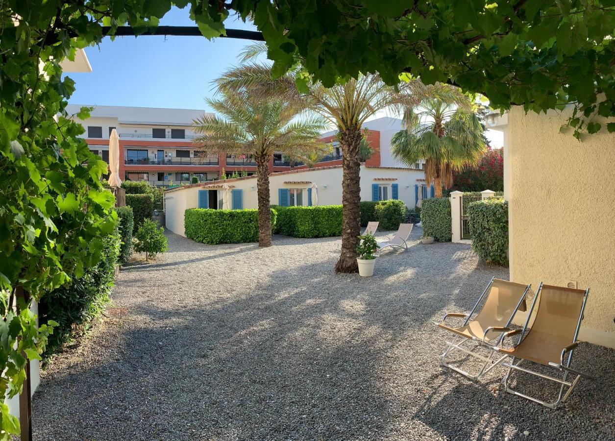 Hotel L'Etape Villeneuve-Loubet Bagian luar foto