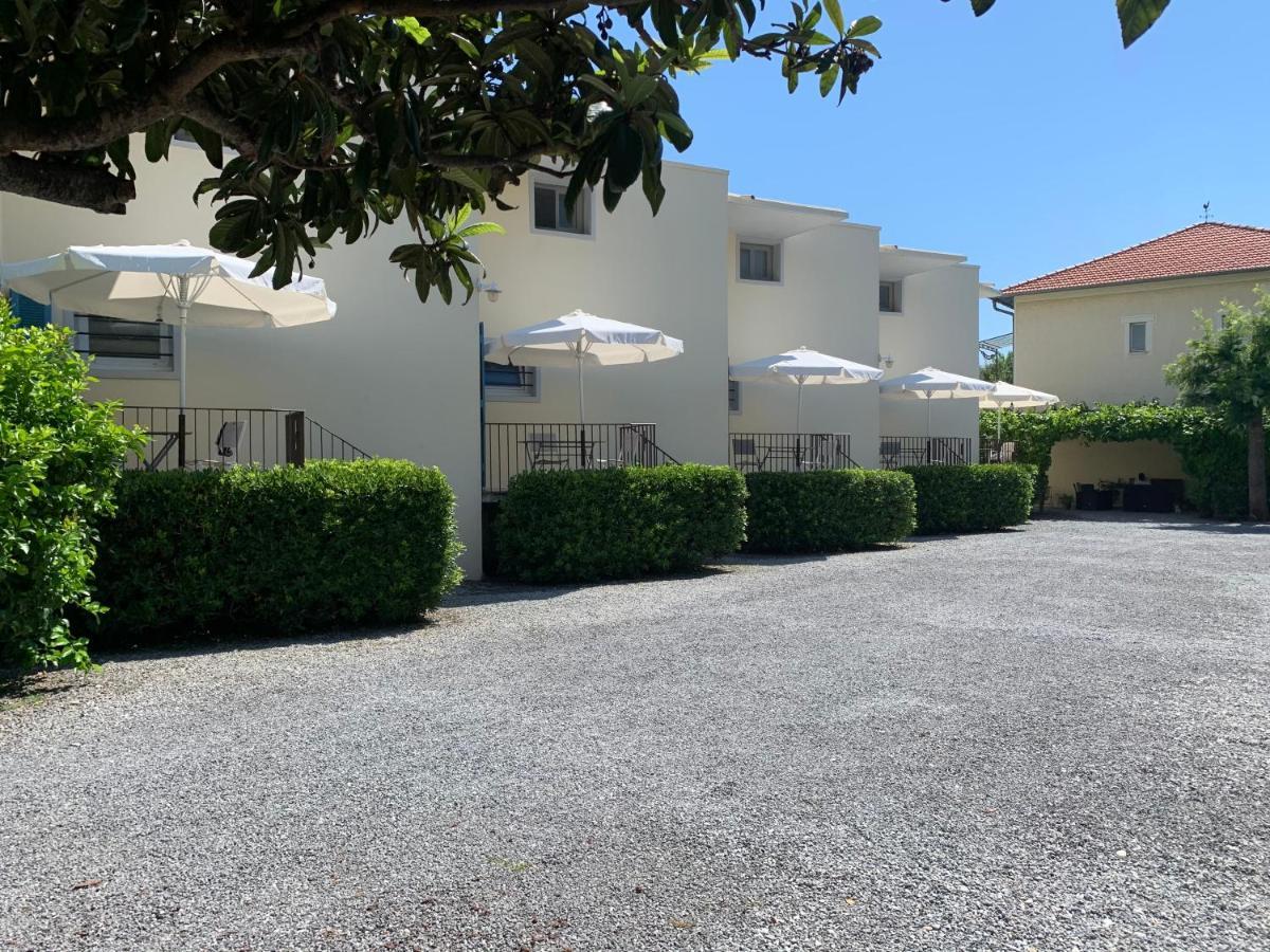 Hotel L'Etape Villeneuve-Loubet Bagian luar foto