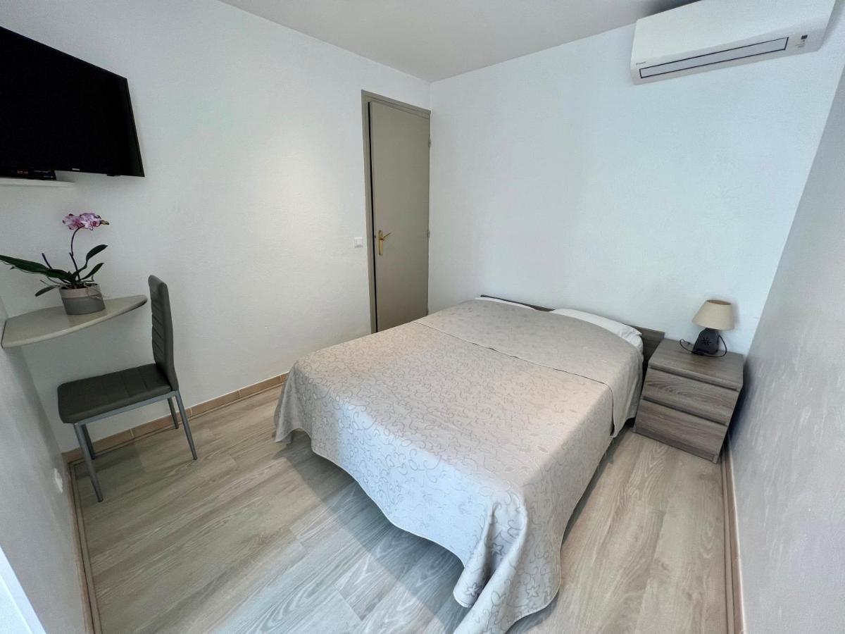Hotel L'Etape Villeneuve-Loubet Bagian luar foto